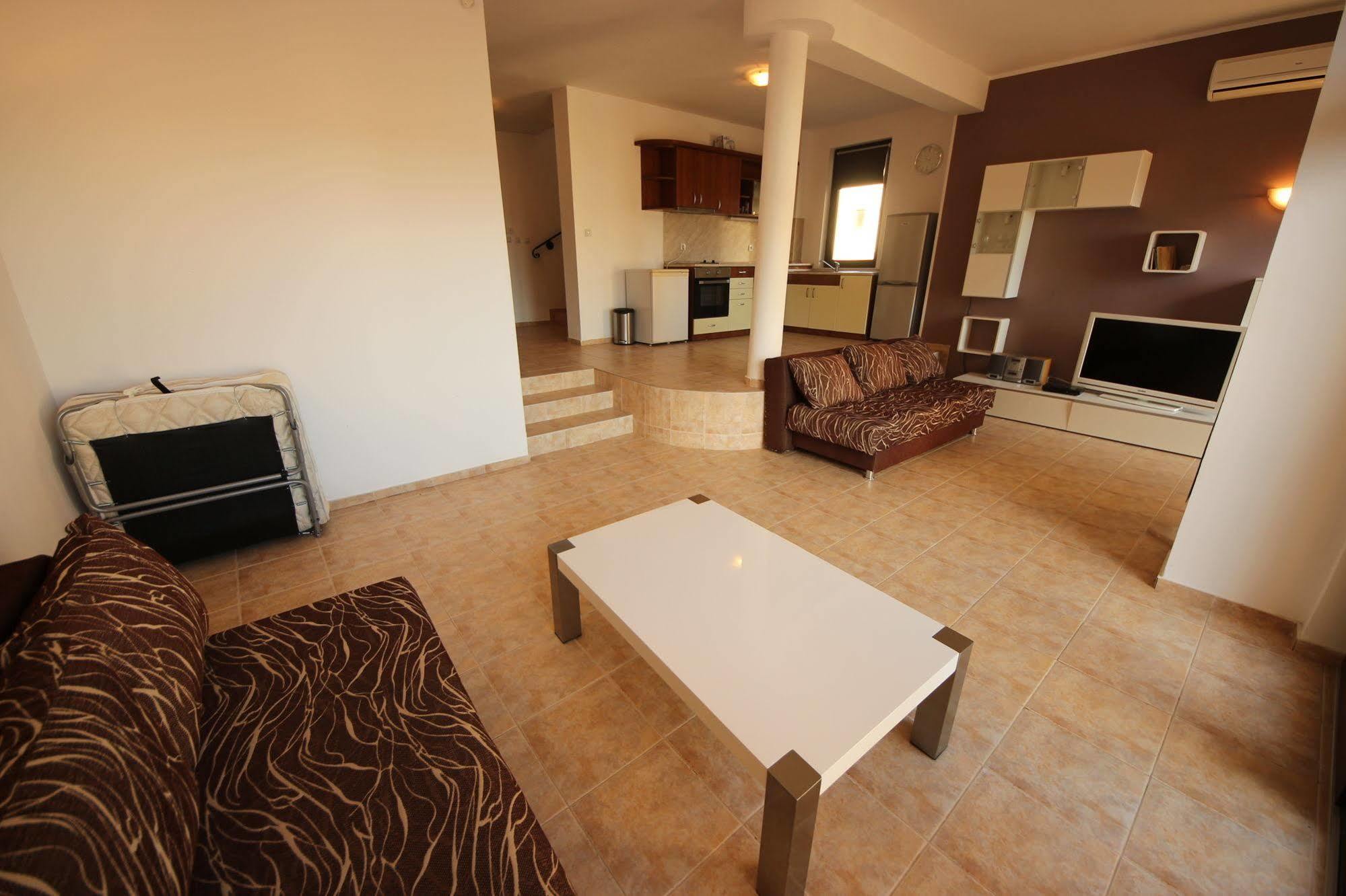 Menada Sunny Hill Villa Kosharitsa Extérieur photo