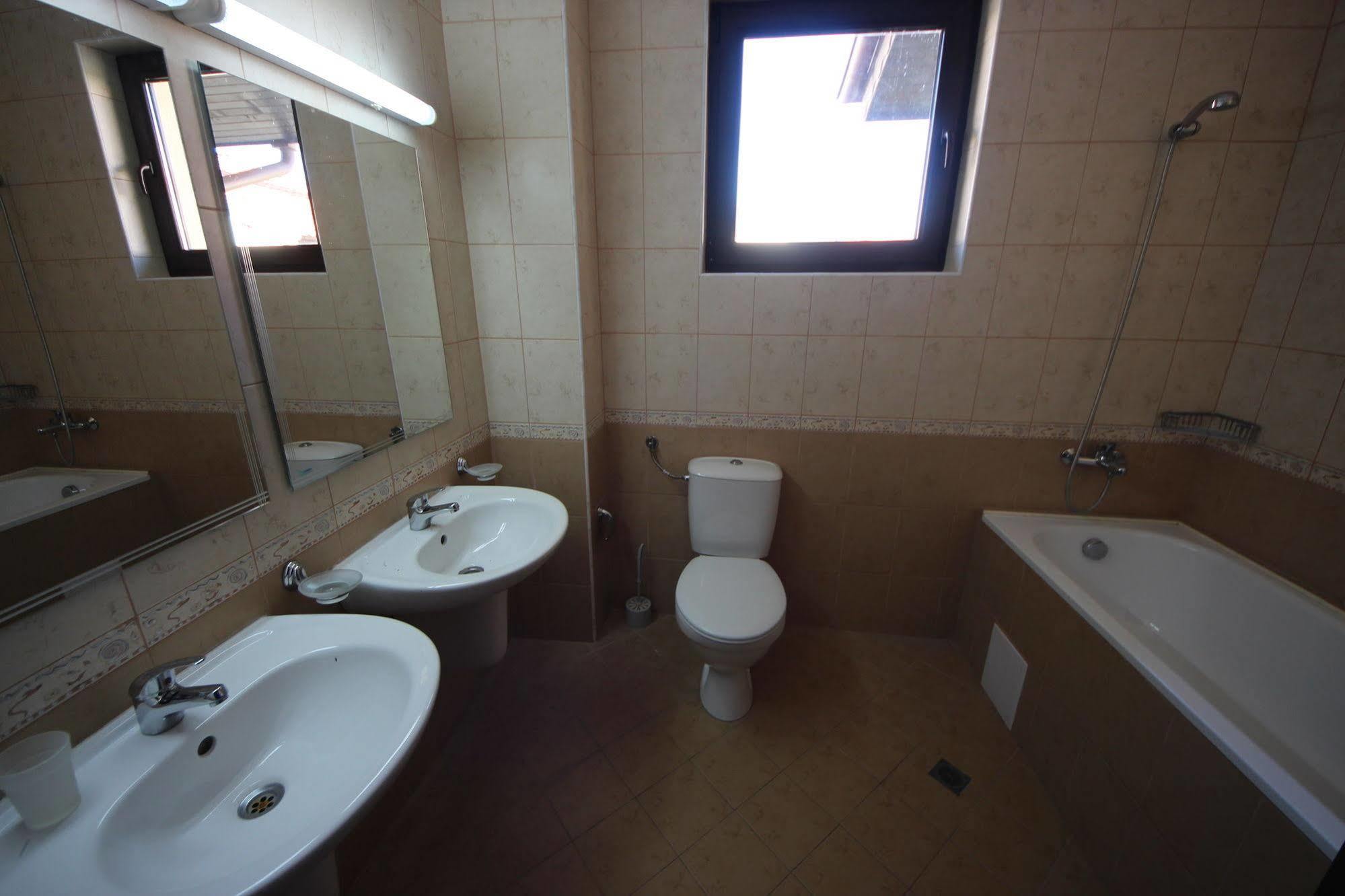 Menada Sunny Hill Villa Kosharitsa Extérieur photo
