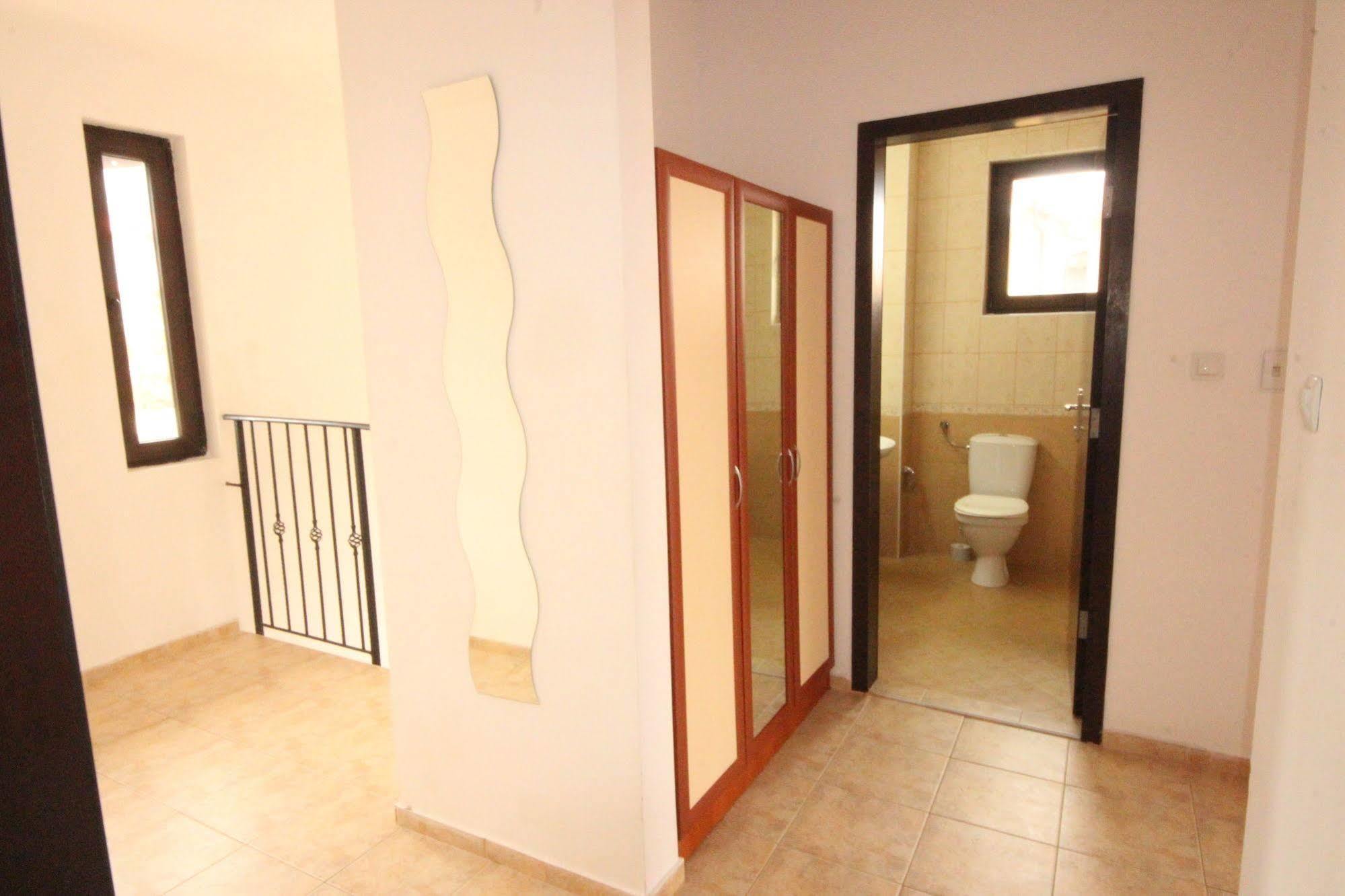 Menada Sunny Hill Villa Kosharitsa Extérieur photo