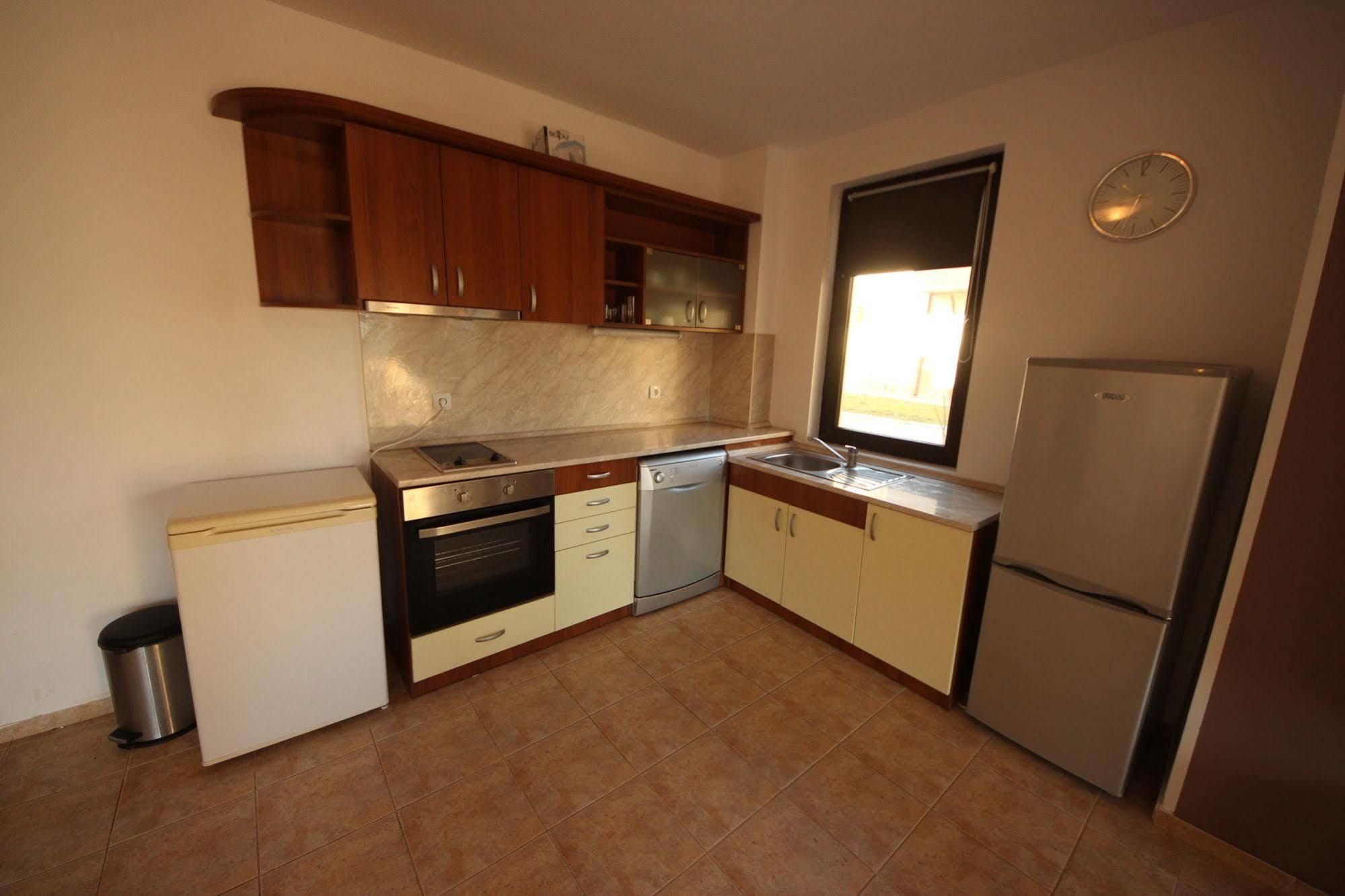 Menada Sunny Hill Villa Kosharitsa Extérieur photo